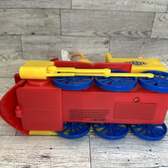 M&M Candies Train Engine Candy Dispenser w/Light & Sound - Picture 9 of 9